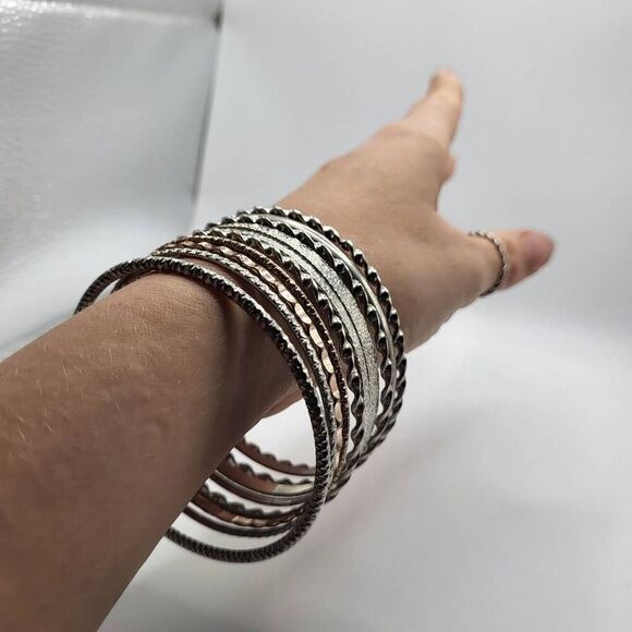 Lot of 10 Silver Belly Dance Bangle Bracelets - Picture 5 of 5